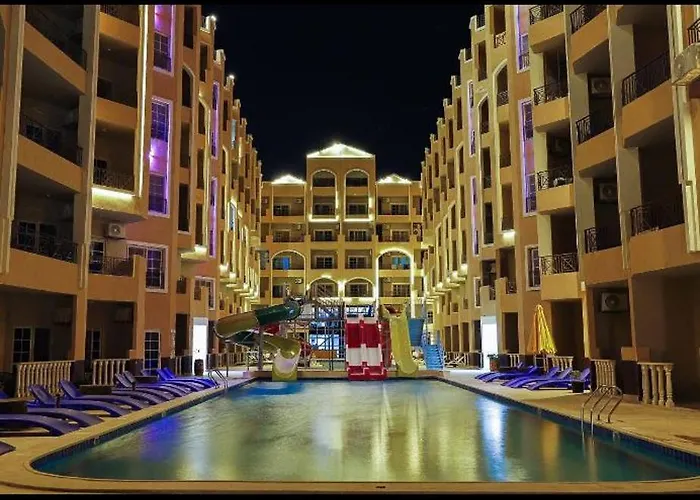 چوليانا بيتش ريزورت الاحياء Apartment